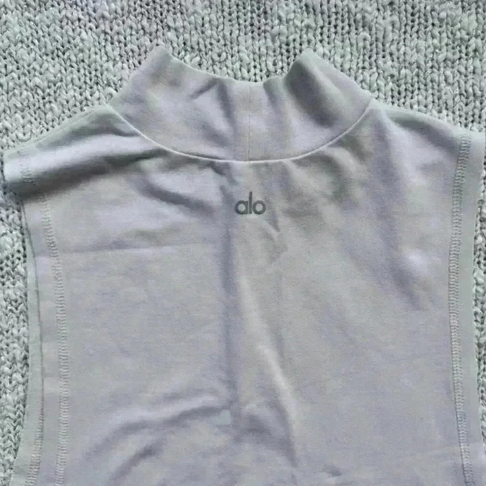 Alo muscle move mock neck tank - Picture 5 of 6
